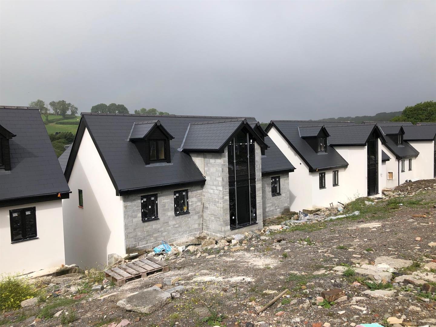 Heol Caegwyn, Drefach, Llanelli, SA14 7BB